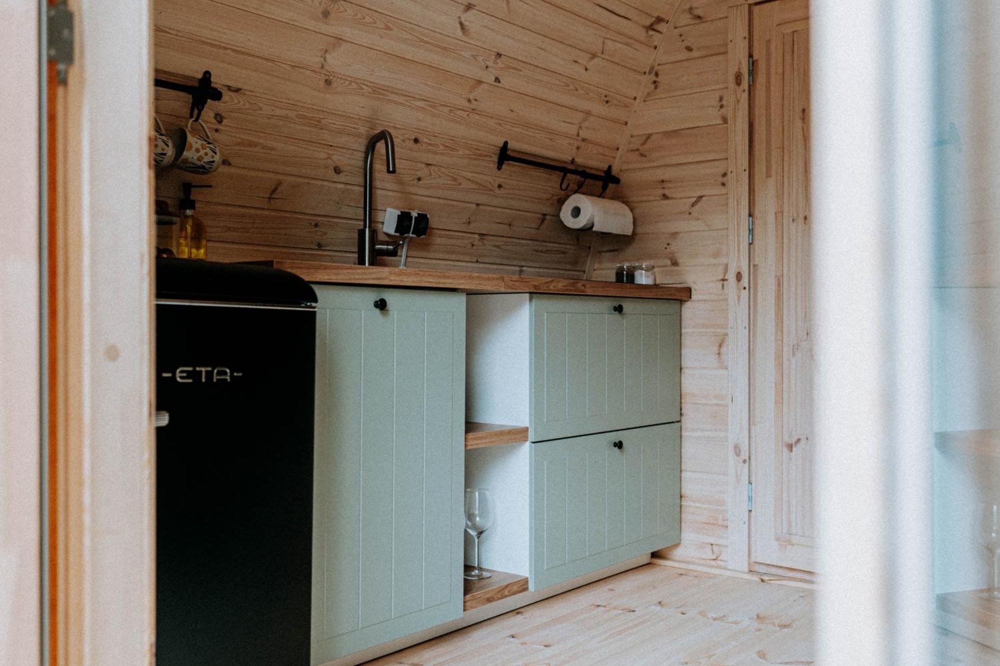 Chata Pod Lasem Poreba  Exteriör bild